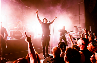 Dagoba, Stone Horns, Breeding Chaos en concert